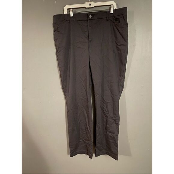Lee Regular Fit Straight Leg Midrise Dress Pants Size 18 - Picture 1 of 4